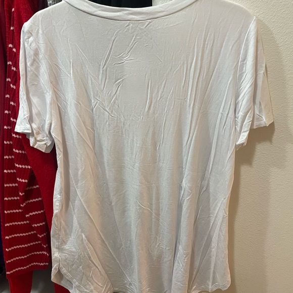 New With Tags White Tee Sz L - Picture 4 of 4